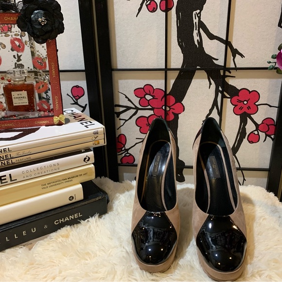 Louis Vuitton collection 2008 Suede color block pumps. - Picture 2 of 8